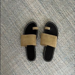 TRADEMARK sandals size 7